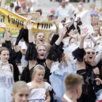 11.07.2016 Kielce. Festiwal Harcerski. Korowód. / Jarosław Kubalski / Radio Kielce