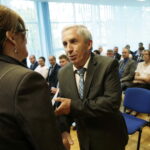 13.07.2016 Kielce. Wojewoda świętokrzyski Agata Wojtyszek wręczyła przedstawicielom samorządów promesy na usuwanie skutków ulewnych deszczy. / Jarosław Kubalski / Radio Kielce