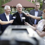 14.07.2016 Starachowice. Konferencja prasowa z udziałem wiceministra Kultury i Dziedzictwa Narodowego Krzysztofa Czabańskiego. / Jarosław Kubalski / Radio Kielce
