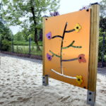 14.07.2016. Nowy plac zabaw na Skwerze Szarych Szeregów w Kielcach / Jarosław Kubalski / Radio Kielce