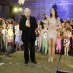 14.07.2016 Starachowice. Koncert podsumowujący XII Mistrzowskie Warsztaty Agaty Steczkowskiej. Wiceminister kultury Krzysztof Czabański i Agata Steczkowska. / Jarosław Kubalski / Radio Kielce