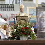 23.07.2016 Kielce. Msza Święta i Wieczór Uwielbienia na Kolporter Arena dla pielgrzymów. / Jarosław Kubalski / Radio Kielce