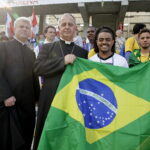 23.07.2016 Kielce. Msza Święta i Wieczór Uwielbienia na Kolporter Arena dla pielgrzymów. / Jarosław Kubalski / Radio Kielce