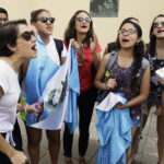 23.07.2016 Kielce. Pielgrzymi na ŚDM zwiedzają miasto. / Jarosław Kubalski / Radio Kielce