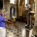 23.07.2016 Kielce. Pielgrzymi na ŚDM zwiedzają miasto. / Jarosław Kubalski / Radio Kielce