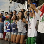 23.07.2016 Kielce. Pielgrzymi na Światowe Dni Młodzieży bawią się na Rynku. / Jarosław Kubalski / Radio Kielce