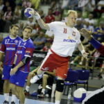 28.07.2016 Kielce. Mecz towarzyski w piłkę ręczna. Reprezentacja Polski - Motor Zaporoże. Adam Wiśniewski. / Jarosław Kubalski / Radio Kielce