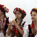 19.07.2016 Artyści z zespołu "Kwiat Podola" w ratuszu / Jarosław Kubalski / Radio Kielce