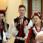 19.07.2016 Artyści z zespołu "Kwiat Podola" w ratuszu / Jarosław Kubalski / Radio Kielce