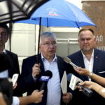 27.07.2016 Kielce. Andrzej Pruś, Krzysztof Lipiec i Marek Kwitek podczas konferencji prasowej na temat zwiększenia środków na kulturę. / Jarosław Kubalski / Radio Kielce