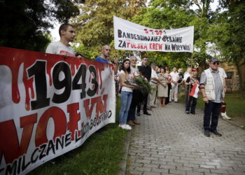 11.07.2016 Kielce. Upamiętnienie zbrodni wołyńskiej / Jarosław Kubalski / Radio Kielce