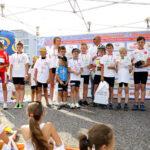 1.7.2016 Kielce. 27 Międzynarodowy Wyścig Kolarski Solidarności i Olimpijczyków. Finał 4 etapu. Dekoracja zwycięzców "mini wyścigu" / Wojciech Habdas / Radio Kielce