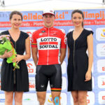 1.7.2016 Kielce. 27 Międzynarodowy Wyścig Kolarski Solidarności i Olimpijczyków. Finał 4 etapu. Na podium Enzo Wuoters / Wojciech Habdas / Radio Kielce