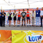 1.7.2016 Kielce. 27 Międzynarodowy Wyścig Kolarski Solidarności i Olimpijczyków. Finał 4 etapu. Wyróżnieni zostali także współorganizatorzy wyścigu. / Wojciech Habdas / Radio Kielce