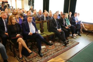 04.07.2016 Kielce. Konferencja „Antysemityzm jako narzędzie komunizmu” / Radio Kielce