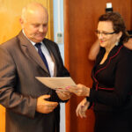 20.07.2016 Kielce. Wojewoda Świętokrzyski wręczyła kolejne promesy / Wojciech Habdas / Radio Kielce