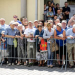 04.07.2016 Kielce. Prezydent Andrzej Duda złożył kwiaty pod kamienicą Planty 7/9 / Wojciech Habdas / Radio Kielce