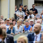 04.07.2016 Kielce. Prezydent Andrzej Duda złożył kwiaty pod kamienicą Planty 7/9 / Wojciech Habdas / Radio Kielce