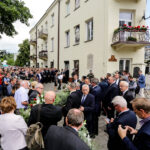 04.07.2016 Kielce. Prezydent Andrzej Duda złożył kwiaty pod kamienicą Planty 7/9 / Wojciech Habdas / Radio Kielce