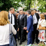 04.07.2016 Kielce. Prezydent Andrzej Duda złożył kwiaty pod kamienicą Planty 7/9 / Wojciech Habdas / Radio Kielce