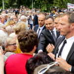 04.07.2016 Kielce. Prezydent Andrzej Duda złożył kwiaty pod kamienicą Planty 7/9 / Wojciech Habdas / Radio Kielce