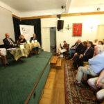 „Badacze wobec wydarzeń w Kielcach 4 lipca 1946 r." którą moderowała Dorota Koczwańska-Kalita (delegatura IPN w Kielcach). Uczestnikami debaty byli dr hab. Grzegorz Berendt (oddział IPN w Gdańsku), dr. hab. Bożena Szaynok (Uniwersytet Wrocławski), dr Ryszard Śmietanka-Kruszelnicki (delegatura IPN w Kielcach). / Wojciech Habdas / Radio Kielce