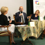 „Badacze wobec wydarzeń w Kielcach 4 lipca 1946 r." którą moderowała Dorota Koczwańska-Kalita (delegatura IPN w Kielcach). Uczestnikami debaty byli dr hab. Grzegorz Berendt (oddział IPN w Gdańsku), dr. hab. Bożena Szaynok (Uniwersytet Wrocławski), dr Ryszard Śmietanka-Kruszelnicki (delegatura IPN w Kielcach). / Wojciech Habdas / Radio Kielce