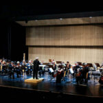 4.7.2016 Kielce. "Sinfonia Varsovia" zwieńczyła obchody 70. Rocznicy Pogromu Kieleckiego. Orkiestrę poprowadził Jerzy Maksymiuk. / Wojciech Habdas / Radio Kielce