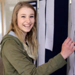 6.7.2016 Kielce. W środę szkoły ponadgimnazjalne wywiesiły listy przyjętych do pierwszych klas. n/z V LO im. ks. Piotra Ściegiennego / Wojciech Habdas / Radio Kielce