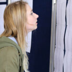 6.7.2016 Kielce. W środę szkoły ponadgimnazjalne wywiesiły listy przyjętych do pierwszych klas. n/z V LO im. ks. Piotra Ściegiennego / Wojciech Habdas / Radio Kielce