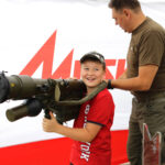 9.7.2016 Kielce. Drugi dzień pikniku na placu Wolności. W całym kraju odbywają się prezentacje sprzętu wojskowego, a okazją jest trwający w Warszawie szczyt NATO. / Wojciech Habdas / Radio Kielce