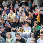 9.7.2016 Kielce. Na „Kolporter Arenie” kibicom, w nowych „złocisto – krwistych” strojach, zaprezentowali się piłkarze i sztab szkoleniowy Korony Kielce. / Wojciech Habdas / Radio Kielce