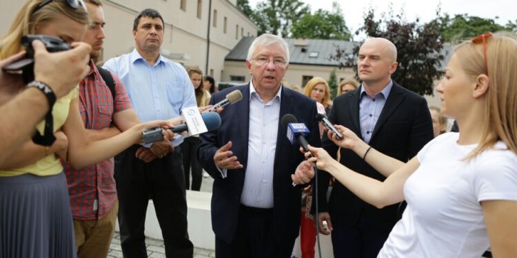 12.07.2016. Konferencja Prawa i Sprawiedliwości na Wzgórzu Zamkowym / Wojciech Habdas / Radio Kielce