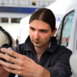 19.7.2016 Kielce. Słuchobus - kielczanie bezpłatnie badają słuch. / Wojciech Habdas / Radio Kielce