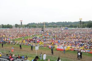 26.07.2016. Inauguracja Światowych Dni Młodzieży. Msza święta na krakowskich Błoniach / Wojciech Habdas / Radio Kielce