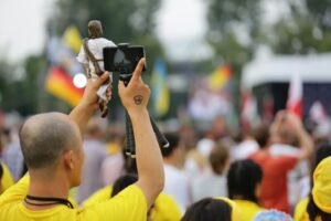 26.07.2016. Inauguracja Światowych Dni Młodzieży. Msza święta na krakowskich Błoniach / Wojciech Habdas / Radio Kielce