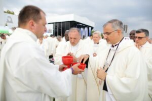 26.07.2016. Inauguracja Światowych Dni Młodzieży. Msza święta na krakowskich Błoniach / Wojciech Habdas / Radio Kielce