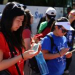 21.07.2016 Pielgrzymi z Kanady wzięli udział w Drodze Krzyżowe z Nowej Słupi na Święty Krzyż / Wojciech Habdas / Radio Kielce