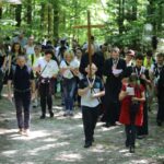 21.07.2016 Pielgrzymi z Kanady wzięli udział w Drodze Krzyżowe z Nowej Słupi na Święty Krzyż / Wojciech Habdas / Radio Kielce