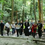 21.07.2016 Pielgrzymi z Kanady wzięli udział w Drodze Krzyżowe z Nowej Słupi na Święty Krzyż / Wojciech Habdas / Radio Kielce