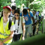 21.07.2016 Pielgrzymi z Kanady wzięli udział w Drodze Krzyżowe z Nowej Słupi na Święty Krzyż / Wojciech Habdas / Radio Kielce