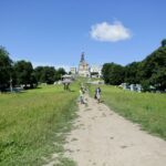 21.07.2016 Pielgrzymi z Kanady wzięli udział w Drodze Krzyżowe z Nowej Słupi na Święty Krzyż / Wojciech Habdas / Radio Kielce