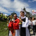 21.07.2016. Pielgrzymi Światowych Dni Młodzieży na Świętym Krzyżu / Wojciech Habdas / Radio Kielce