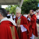 21.07.2016. Pielgrzymi Światowych Dni Młodzieży na Świętym Krzyżu / Wojciech Habdas / Radio Kielce