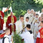 21.07.2016. Pielgrzymi Światowych Dni Młodzieży na Świętym Krzyżu / Wojciech Habdas / Radio Kielce