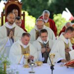 21.07.2016. Pielgrzymi Światowych Dni Młodzieży na Świętym Krzyżu / Wojciech Habdas / Radio Kielce