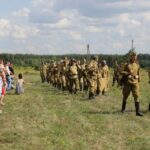 24.06.2016. Piknik historyczny "Przyczółek Sandomierski 44/45" w Ociesękach / Wojciech Habdas / Radio Kielce