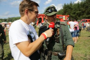 24.06.2016. Piknik historyczny "Przyczółek Sandomierski 44/45" w Ociesękach / Wojciech Habdas / Radio Kielce