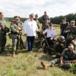 24.06.2016. Piknik historyczny "Przyczółek Sandomierski 44/45" w Ociesękach / Wojciech Habdas / Radio Kielce