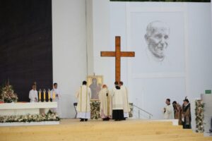 26.07.2016. Inauguracja Światowych Dni Młodzieży. Msza święta na krakowskich Błoniach / Wojciech Habdas / Radio Kielce